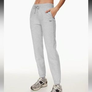 TNA Cozy Fleece Boyfriend Sweatpants